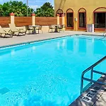 Quality Inn & Suites Miramar Beach 